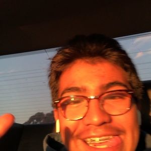 Meet your Posher, Isaiah